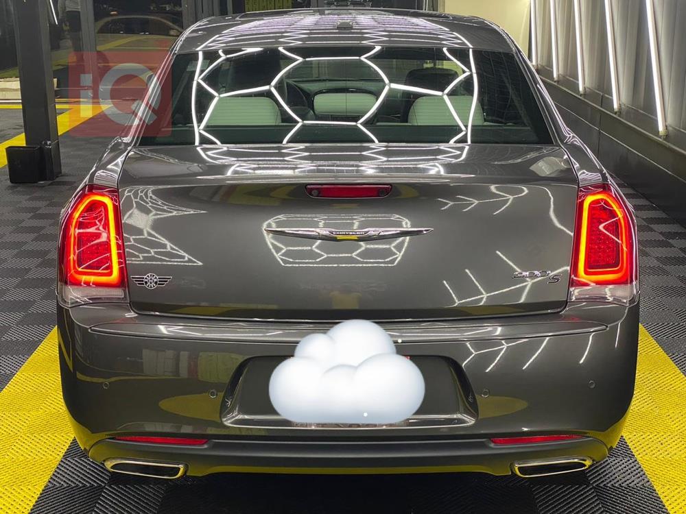 Chrysler 300